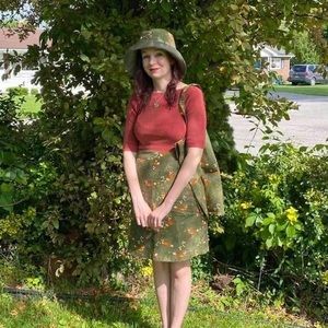 Meet your Posher, Casey